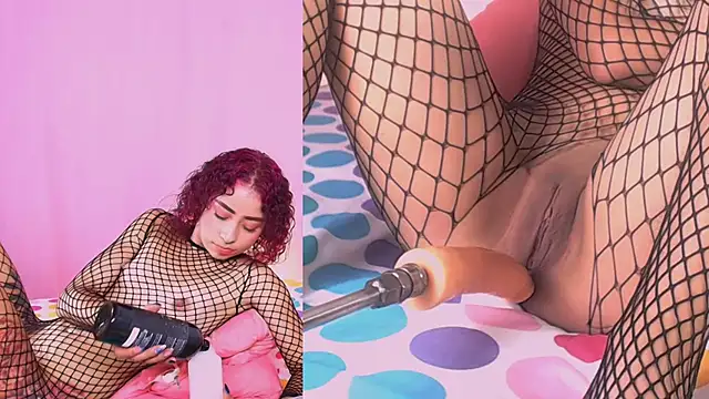 Gabriela Reyes online show from December 3, 7:01 pm