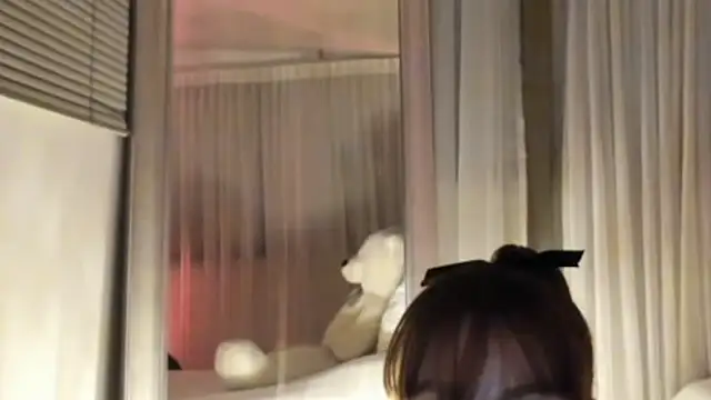 wertonh online show from March 22, 5:11 am