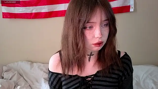 Snapshot of RileyVice chatting on February 20, 9:00 am RileyVice online show from February 20, 9:00 am