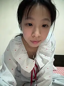 jingjing005 online show from May 5, 3:53 pm