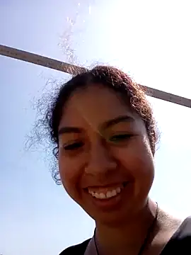 Snapshot of Syndel23 chatting on May 12, 4:59 pm Syndel23 online show from May 12, 4:59 pm