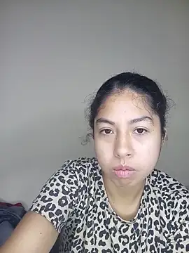 Snapshot of Syndel23 chatting on June 18, 12:09 pm Syndel23 online show from June 18, 12:09 pm
