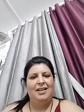 Snapshot of Jann_Riya333 chatting on June 19, 7:56 am Jann Riya333 online show from June 19, 7:56 am