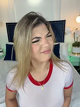 Snapshot of AngelBlushXXX chatting on March 2, 9:21 pm AngelBlushXXX online show from March 2, 9:21 pm