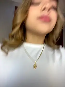 Snapshot of AngelBlushXXX chatting on May 13, 9:22 pm AngelBlushXXX online show from May 13, 9:22 pm