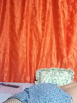 nezuko-uwu online show from October 31, 11:17 pm