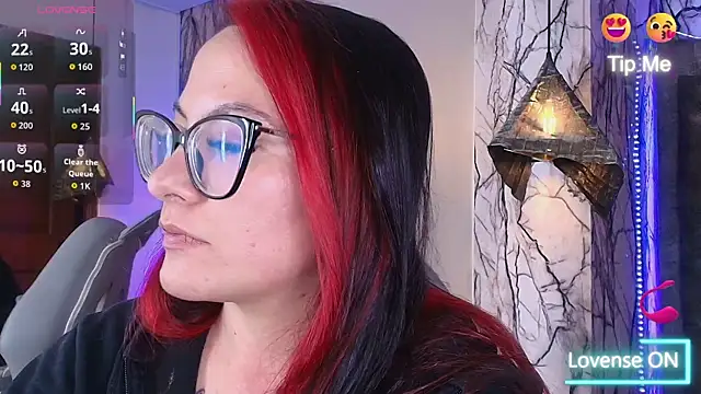 Zami Escobar of online show from March 22, 7:39 pm