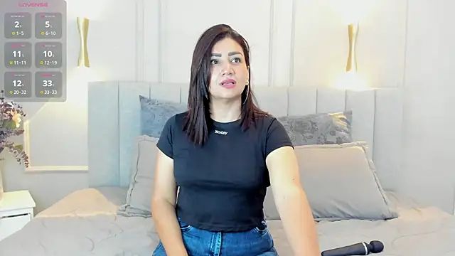 victoria bourne online show from October 29, 7:15 pm