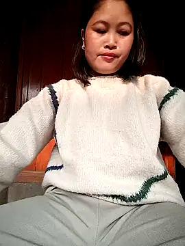 maycuc123 online show from January 13, 1:55 am