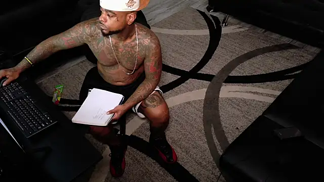 SLANGONDEMHOES online show from March 19, 7:01 am