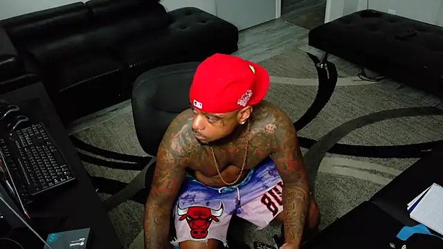 SLANGONDEMHOES online show from April 12, 12:54 pm