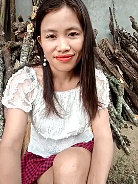 Snapshot of rubi_bae chatting on April 19, 1:16 am rubi bae online show from April 19, 1:16 am