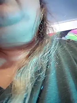 curvy diva  online show from February 20, 9:43 am