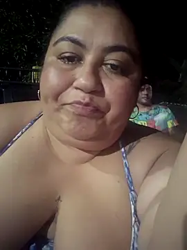 curvy diva  online show from March 7, 5:37 am