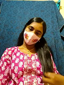 mini-queen online show from January 13, 4:23 pm