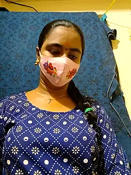 mini-queen online show from February 20, 4:07 pm