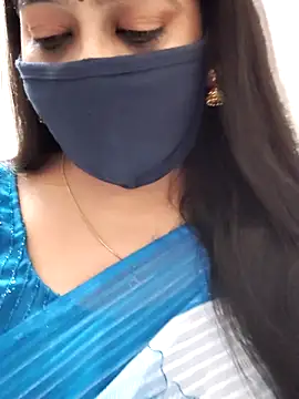 Snapshot of saritha29 chatting on April 24, 5:10 am saritha29 online show from April 24, 5:10 am