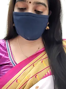 Snapshot of saritha29 chatting on May 18, 4:35 pm saritha29 online show from May 18, 4:35 pm