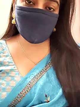 Snapshot of saritha29 chatting on June 4, 5:30 pm saritha29 online show from June 4, 5:30 pm