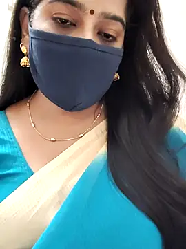 Snapshot of saritha29 chatting on July 5, 6:53 am saritha29 online show from July 5, 6:53 am