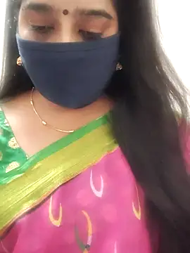 Snapshot of saritha29 chatting on July 24, 5:27 am saritha29 online show from July 24, 5:27 am