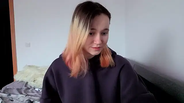 Snapshot of Ericha_Stone chatting on May 29, 1:58 am Ericha Stone online show from May 29, 1:58 am