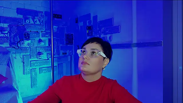 LauraDavidsons online show from October 10, 5:23 pm