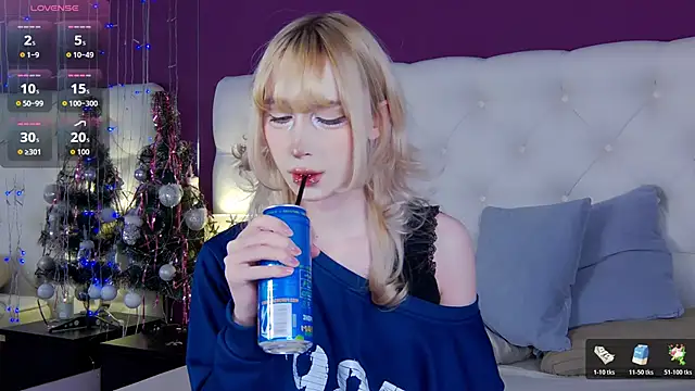 Snapshot of cutetomie chatting on January 10, 9:30 pm cutetomie online show from January 10, 9:30 pm