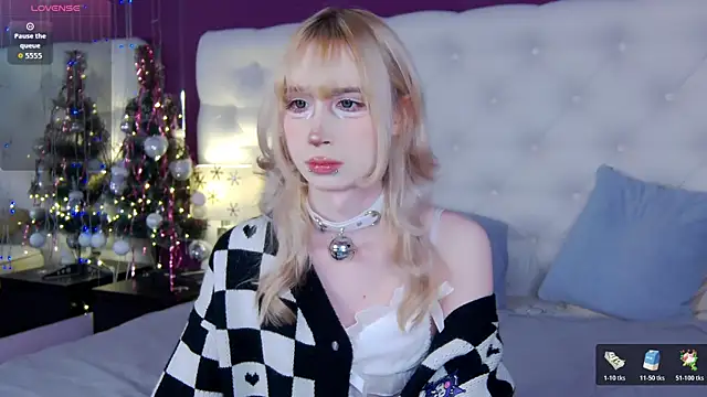 Snapshot of cutetomie chatting on January 11, 9:53 pm cutetomie online show from January 11, 9:53 pm