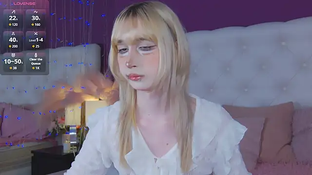 Snapshot of cutetomie chatting on May 6, 9:09 pm cutetomie online show from May 6, 9:09 pm