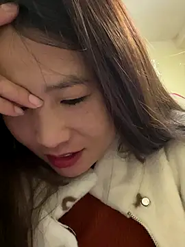 LiLy-0477 online show from November 17, 7:58 am