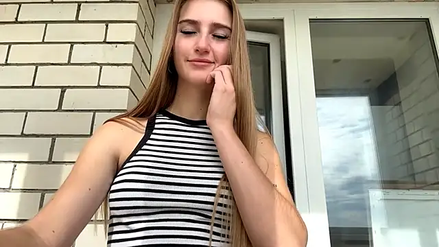 SweetJinny88 online show from September 11, 7:19 am