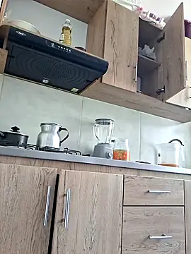 Snapshot of Alisson_Morgann chatting on April 12, 2:00 pm Alisson Morgann online show from April 12, 2:00 pm