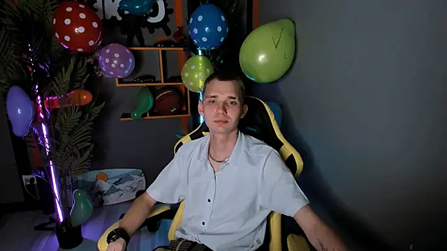 Snapshot of TimBlaks chatting on September 9, 4:50 pm TimBlaks online show from September 9, 4:50 pm