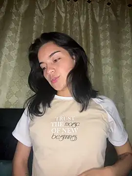 Snapshot of blinkiii_ chatting on September 26, 1:53 am blinkiii online show from September 26, 1:53 am