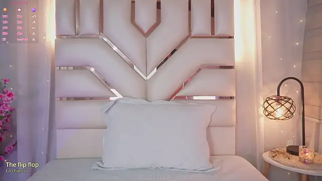 Snapshot of cinthia_jones2 chatting on February 24, 8:12 am cinthia jones2 online show from February 24, 8:12 am