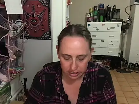 TheSilentCrown online show from September 28, 2:39 am
