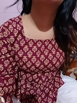 Dimple sexxy online show from May 29, 3:32 pm