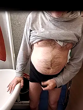 Snapshot of Franzppp chatting on December 21, 1:35 am Franzppp online show from December 21, 1:35 am