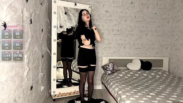 FakeLamb online show from November 2, 9:06 pm