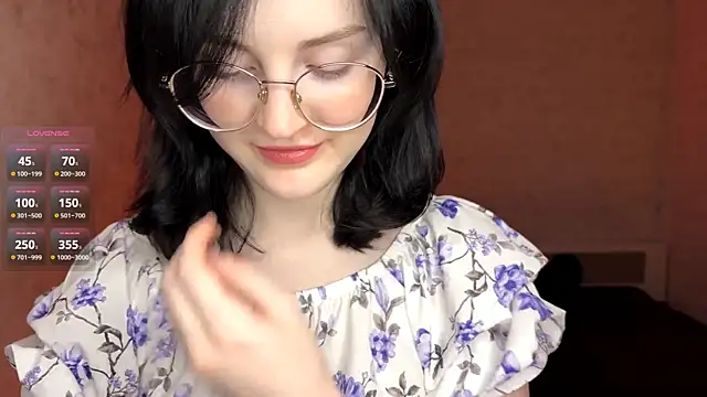 FakeLamb online show from February 28, 9:05 pm