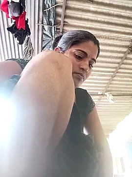 Snapshot of Hansini_Gowda chatting on November 1, 5:31 am Hansini Gowda online show from November 1, 5:31 am