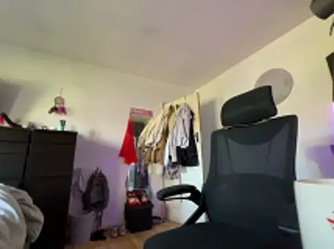 Snapshot of Prill940 chatting on April 8, 8:25 am Prill940 online show from April 8, 8:25 am