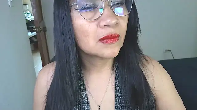 Snapshot of LissafeetHott chatting on September 24, 3:48 pm LissafeetHott online show from September 24, 3:48 pm