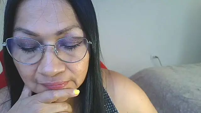 Snapshot of LissafeetHott chatting on February 12, 8:48 pm LissafeetHott online show from February 12, 8:48 pm