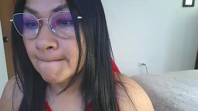 Snapshot of LissafeetHott chatting on February 26, 8:19 pm LissafeetHott online show from February 26, 8:19 pm