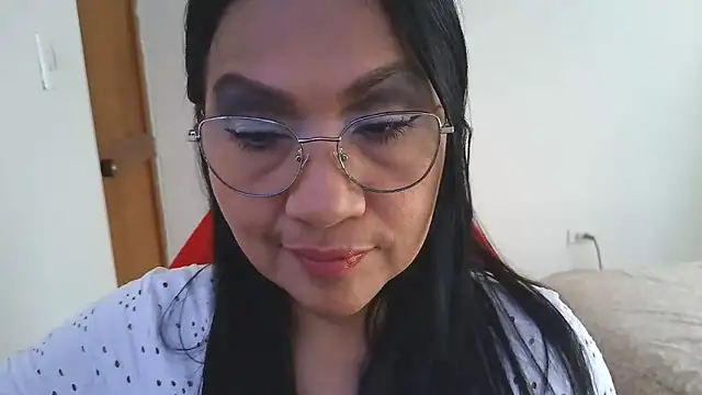 Snapshot of LissafeetHott chatting on March 2, 9:21 pm LissafeetHott online show from March 2, 9:21 pm