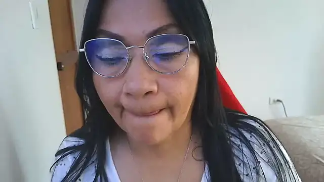 LissafeetHott online show from March 15, 6:14 pm