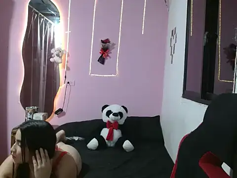 Snapshot of ScarlethG chatting on September 25, 4:05 am ScarlethG online show from September 25, 4:05 am