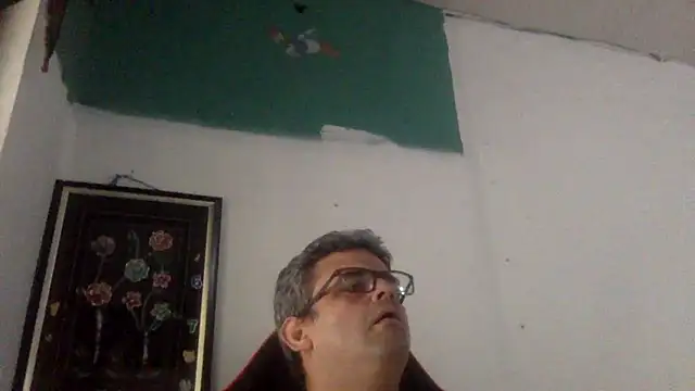 Snapshot of Katracho6969 chatting on April 21, 4:56 pm Katracho6969 online show from April 21, 4:56 pm